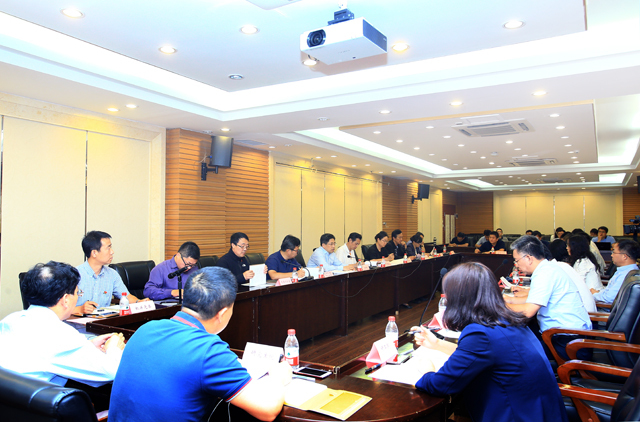 学校召开巡视整改任务牵头单位汇报会