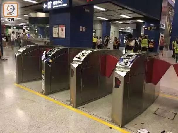 雷竞技客服电话·《铁甲雄心》朱正廷杨迪淘汰 黄健翔晋级总决赛