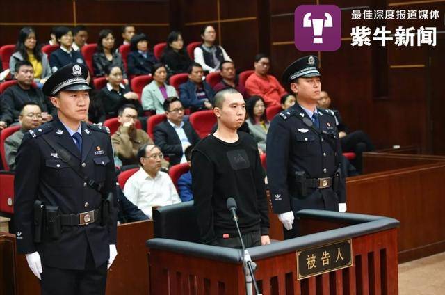 澳门财富娱乐,公婆睡婚床,儿媳吵着要换床,再亲密的亲子关系,也要注意分寸感