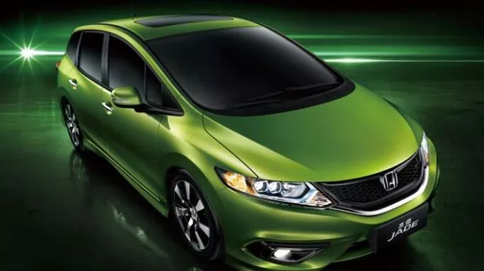 夹在5座与7座之间，车叫兽告诉你6座车到底是干什么用的...