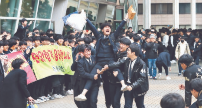 mg和pt游戏平台·《鬼泣3 特别版》将于2020年2月20日登陆NS主机