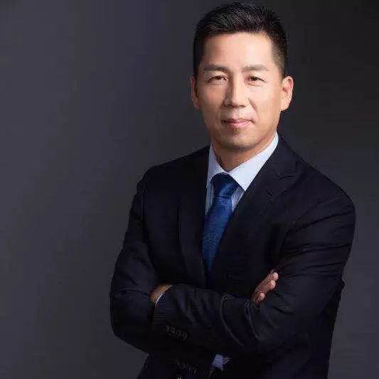 老总求律师吗_律师头像(3)