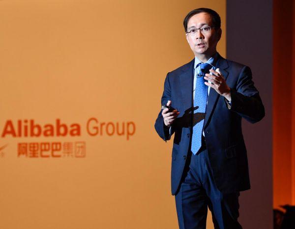 日本记者连续追问阿里CEO 20个问题,阿里新零