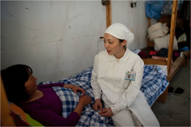 带着麻风休养员的心声，她来了