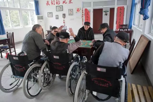 带着麻风休养员的心声，她来了