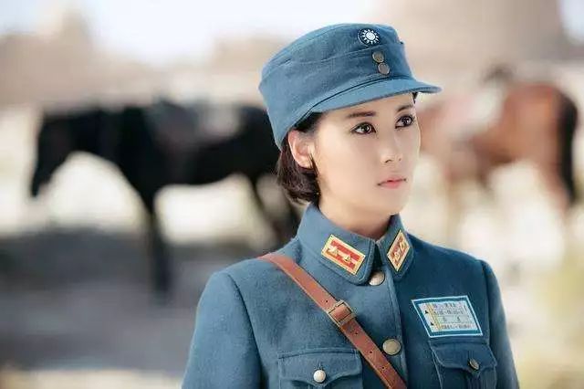 正文                   蔡牧昀《擒狼》剧照   相比较而言,男一号的