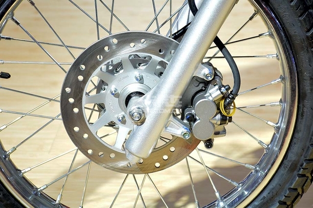 2018上海摩博会 新大洲本田XR 190L实拍