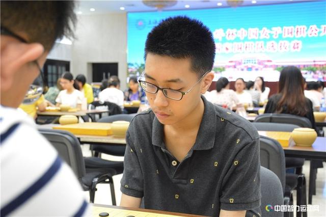 国家围棋队选拔赛程过半 李维清陈正勋保持全胜