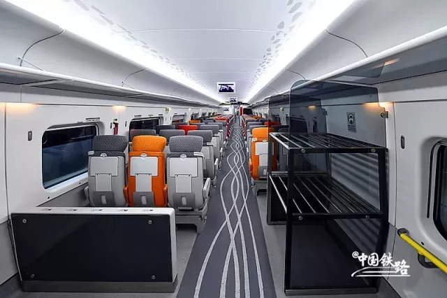 广深港高铁列车命名“动感号”,寓意香港是动感之都