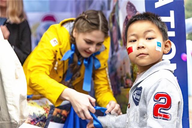 华中科技大学国际交流日 6大板块环球旅行