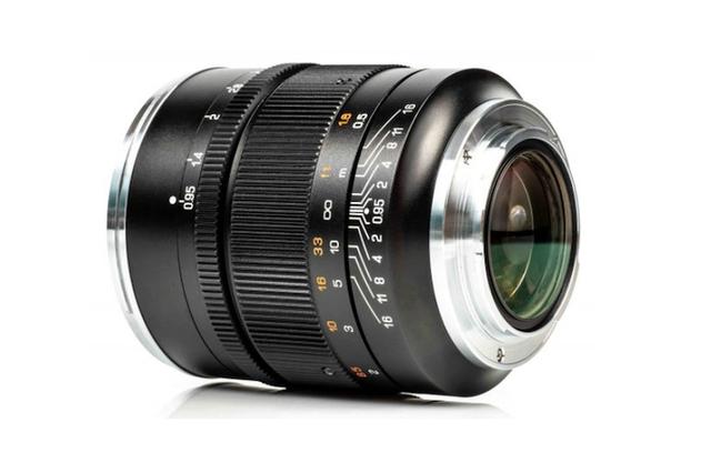 全新光学设计中一光学发布50mm f/0.95 III