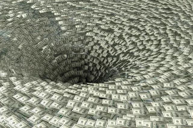 必威体育联系电话 54位“汽车美容师”谁最牛?南京举办汽车钣金工技能竞赛