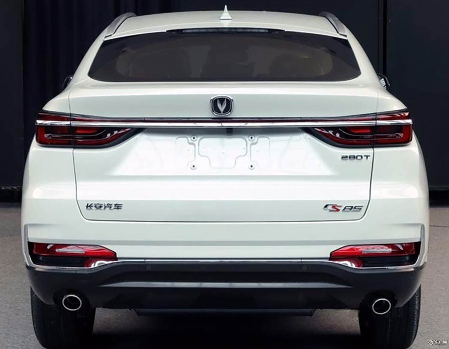 长安cs85申报图曝光 新车定位中型轿跑suv