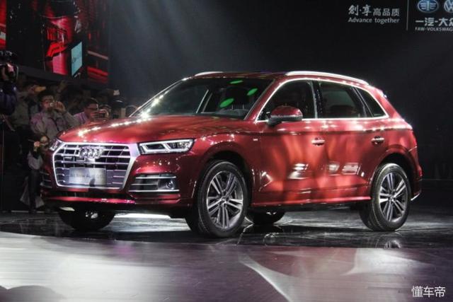 奥迪Q5L终于发布了，内饰设计是亮点，加长后轴距超越丰田陆巡