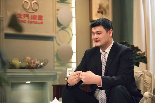 《朗读者》第2季首播见面会,清华学子回母校分