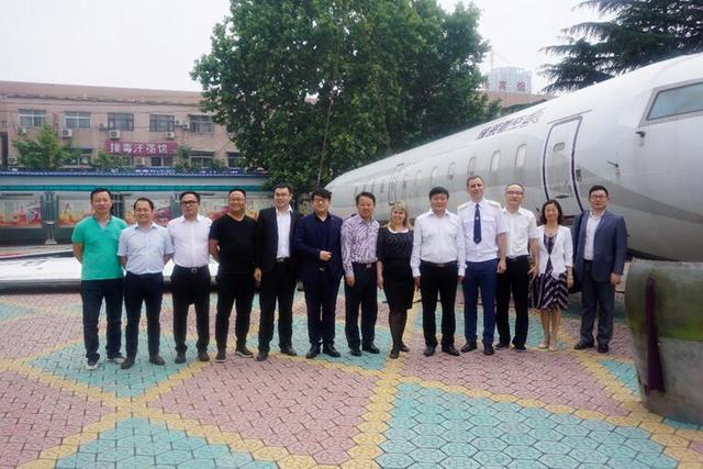 拉尔国立交通大学代表团赴郑州城市职业学院、