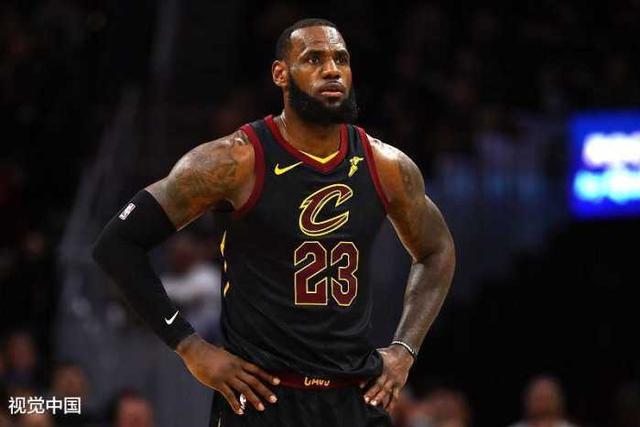 詹姆斯第一场nba比赛,詹姆斯第一场nba比赛视频