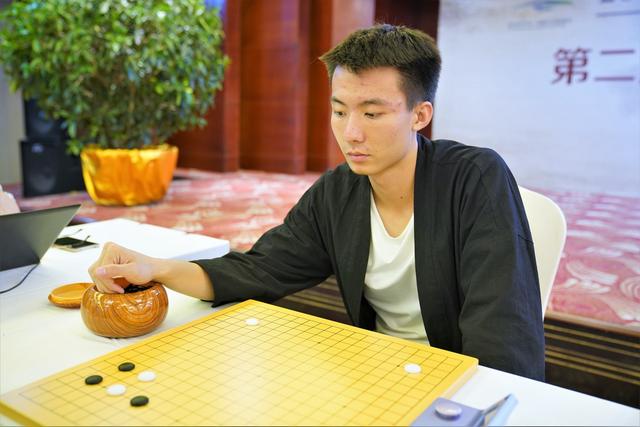 王 胜天 tmXW-hfqtahi7402671.jpg