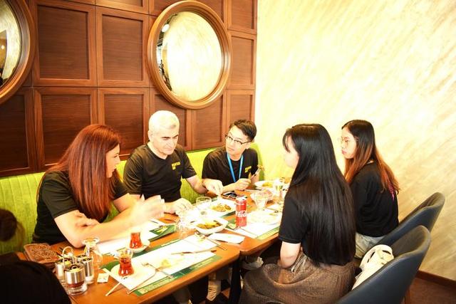 中国味道与中国故事:浙大学子在土耳其的浪漫