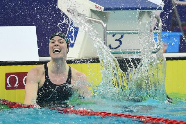 游泳--短池世界杯北京站:荷兰选手获得女子200