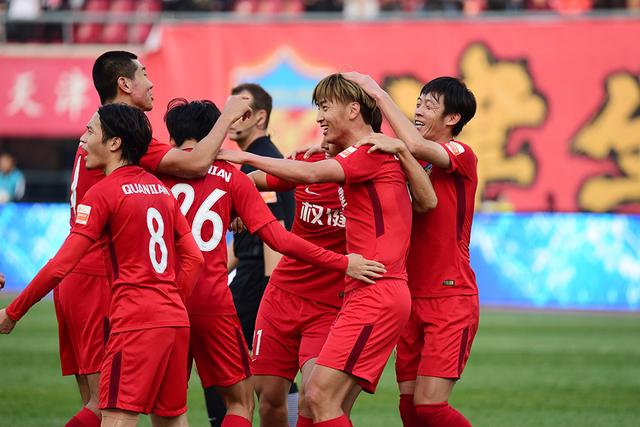 2018中超收官战 天津权健主场3-2胜上海上港