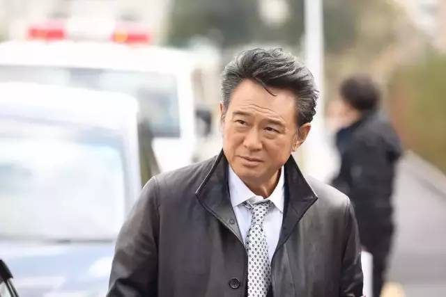 时隔八年重回月九 他真的回春了
