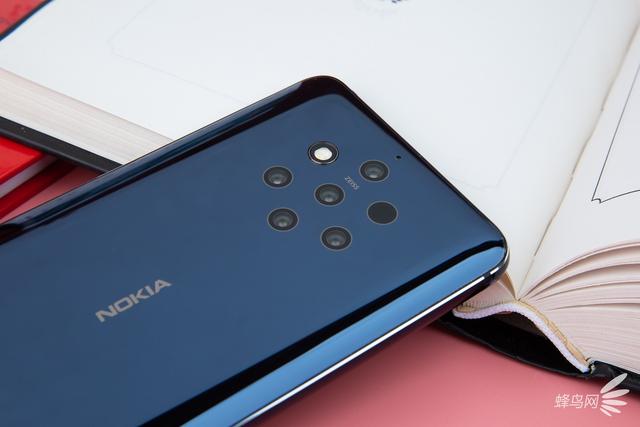 后置黑白五摄 nokia 9 pureview真机图赏