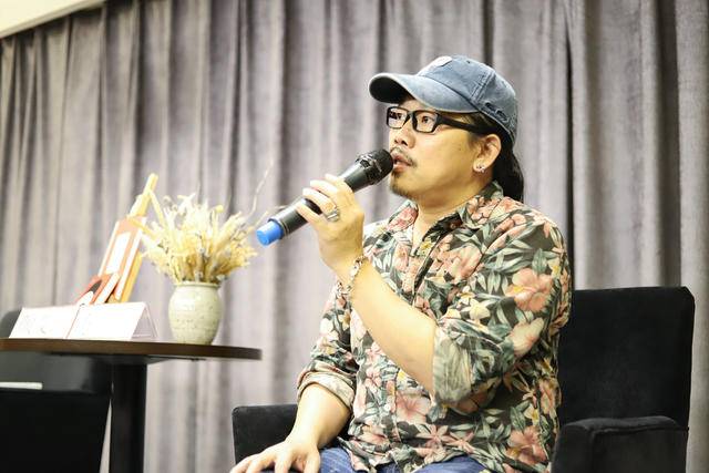 里三层外三层，方文山“话不多聊”，但周杰伦发彩蛋了
