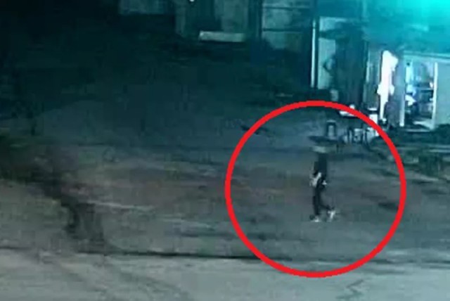 一天一夜20多辆车被砸,芝罘公安24小时破案!