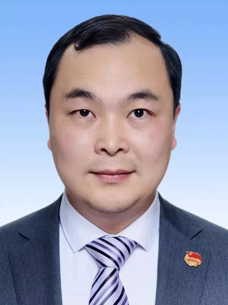 上海新一届团市委领导班子选举产生(附简历)