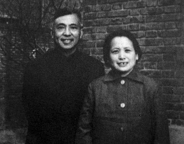 王璞︱新诗深入内陆:纪念穆旦诞辰百周年，兼谈“中国性”