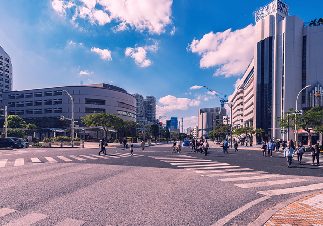 日央行利率决议按兵不动,因全球经济放缓下调