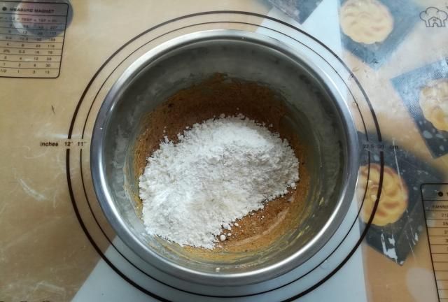 原来玉米淀粉也能做饼干,香脆疏松营养美味,好吃停不下来