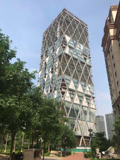 中弘股份要凉?负债超40亿 拖欠员工工资数月高