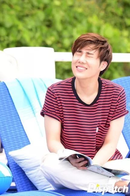 D 韩娱|委屈巴巴可怜兮兮…八字眉爱豆们