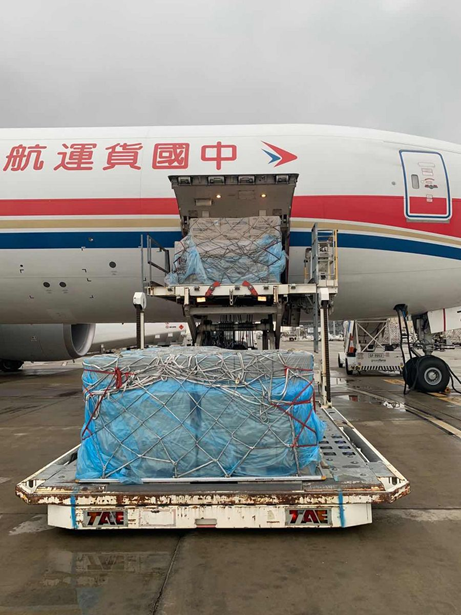 (500,000 masks arrived in Spain. Source: Xinhua News Agency Twitter)