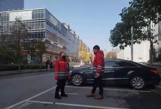 只收费不看护!车主质疑沈阳智慧停车:停车费