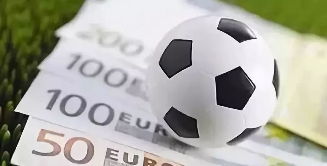 天台上已经人满为患了?没关系,警方请你们下来