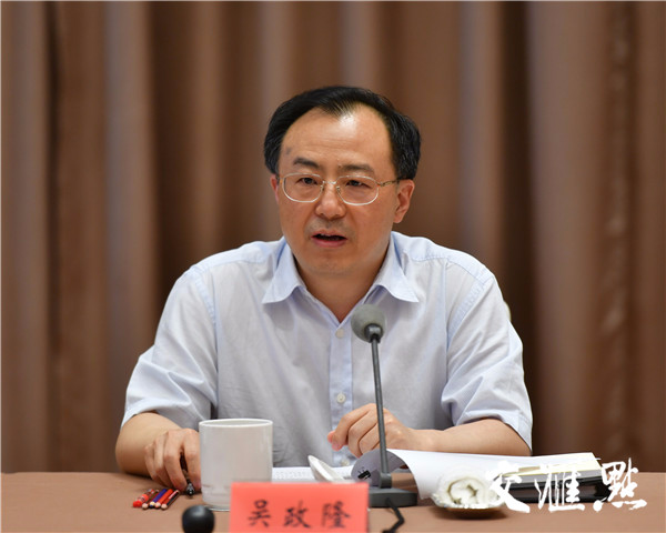 江苏省委常委会组成人员和13市市委书记召开务虚会,交流了啥