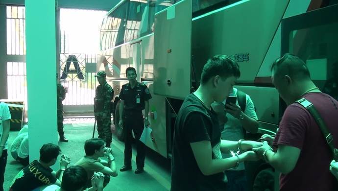 以为炒外汇亏损其实遭遇诈骗!上海警方捣毁