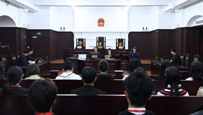 上海金融法院首案今日开庭审理原告索赔1.2亿