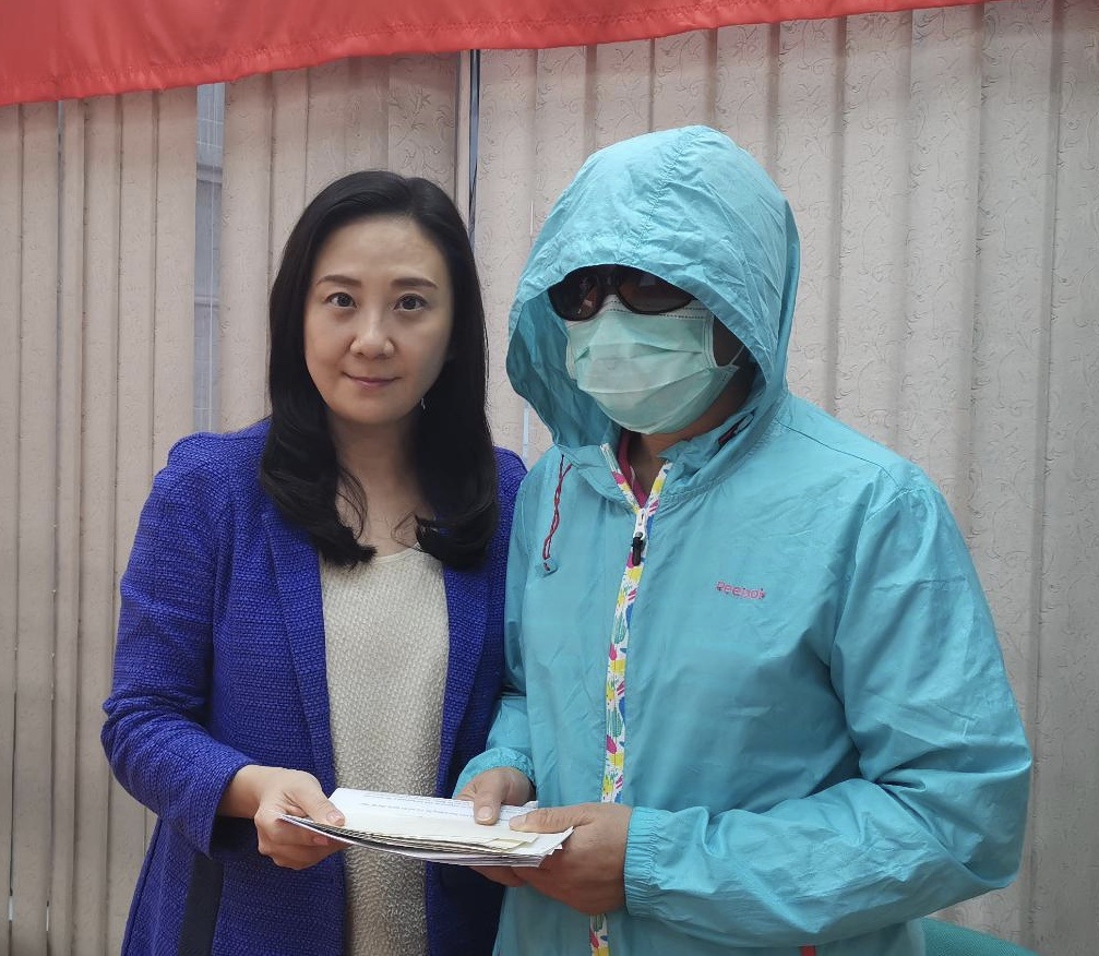 手机买彩什么时候可以恢复|红楼梦里有个老太太只出现两次就去世了,却暗示元春之死!