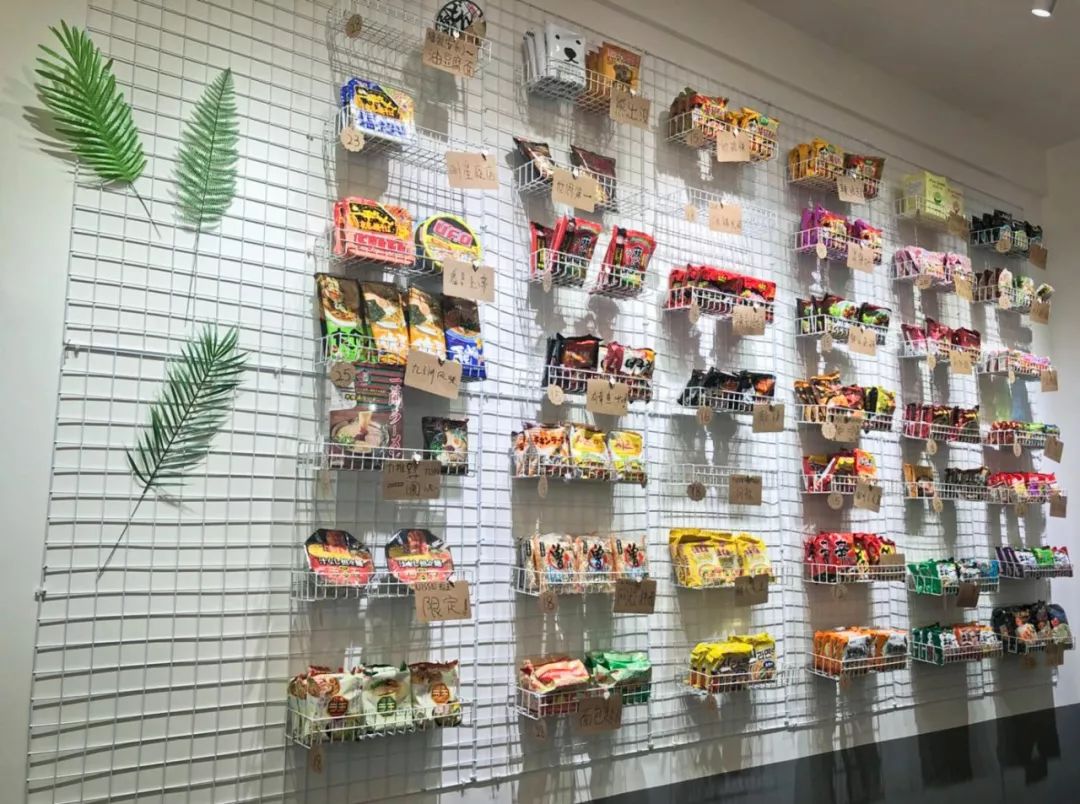 火遍抖音的泡面小食堂成都也有了,人均30多