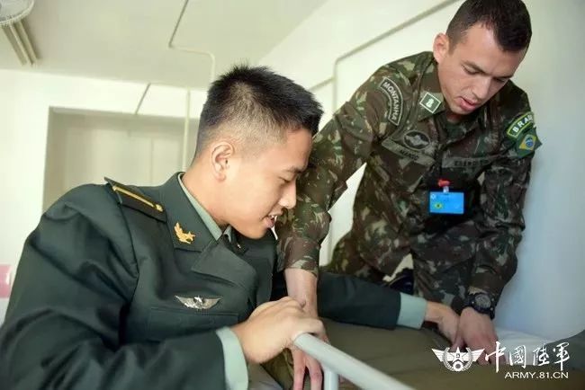 巴西、加拿大、埃及等11个国家军事院校的学员代表陆续抵达南京……