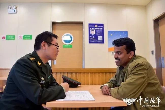 巴西、加拿大、埃及等11个国家军事院校的学员代表陆续抵达南京……