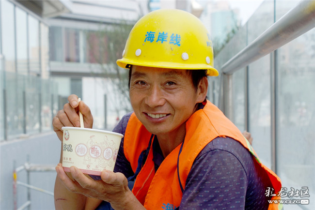 【身边的小康】小康路上的奋斗者