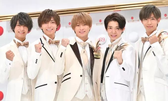 kingprince成员代表色,kingprince成员 king&prince初登场,岩桥玄树也因为在休养中而仅由其他五位成员上台