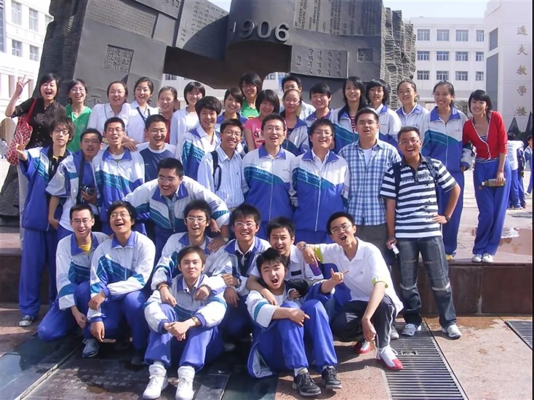 扩散丨银川各大高中校服曝光,你穿过哪件?