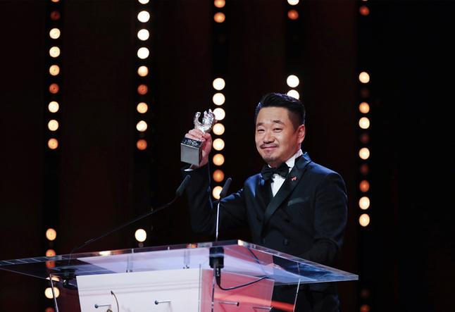 王景春二度斩获国际电影节演员大奖