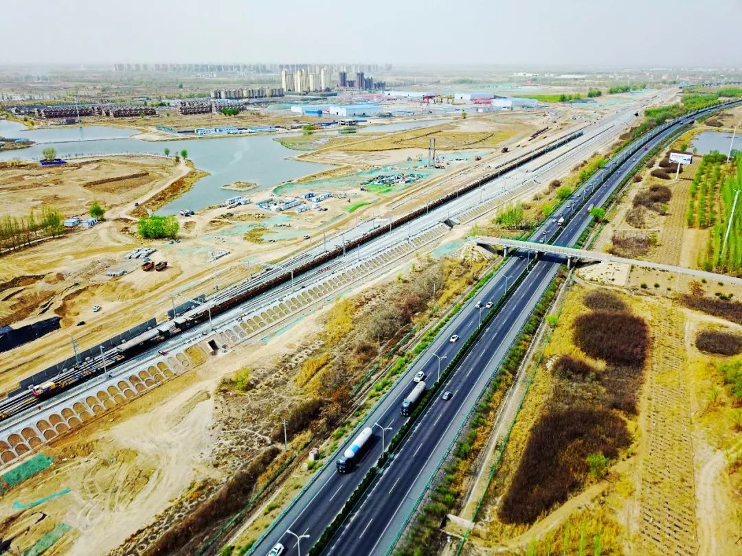 Yinchuan Lanzhou High-Speed Railway Enters Service Today